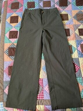 Vuori Women's Olive green Pants Size M